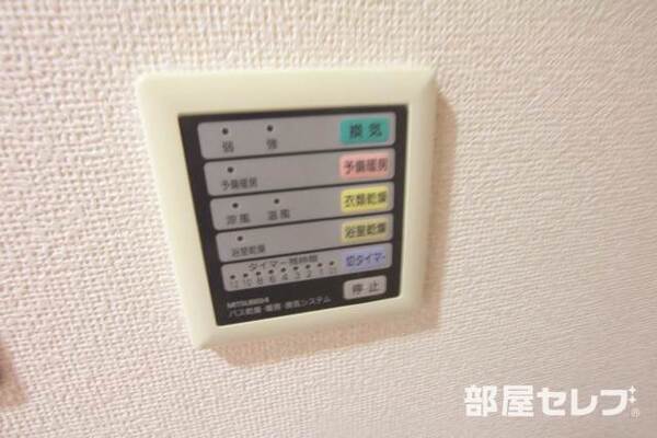 浴室乾燥機も付いています