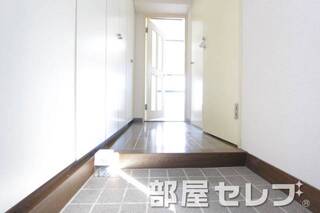 玄関口。