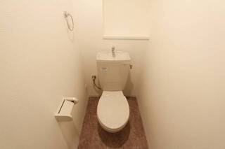 清潔感のあるトイレです。