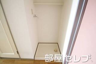 室内洗濯機置き場。
