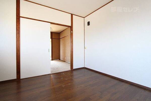 日当たり良好で明るいお部屋です。