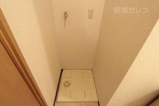※807号室室内参照