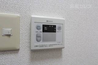 ※807号室室内参照