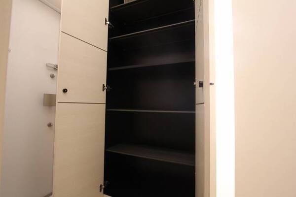 シューズボックスです