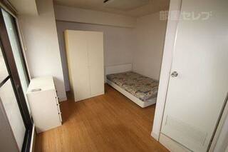 別のお部屋の写真を使用