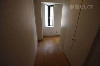 別のお部屋の写真を使用