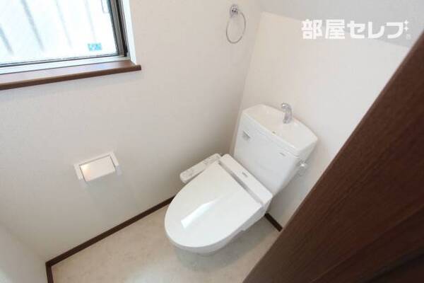 EASTの写真