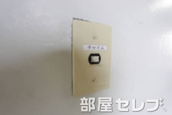 チャイム。