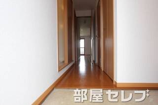 玄関口。