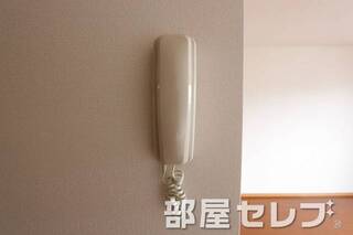 インターホン。