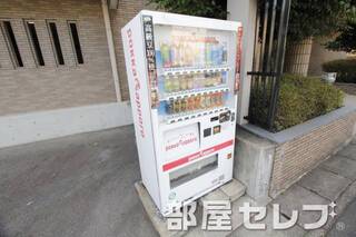自動販売機。
