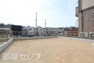 なんでもできそうなくらい広い専用庭です。