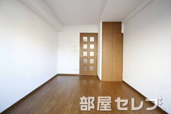 約7.5帖の空間。