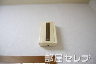 チャイム。