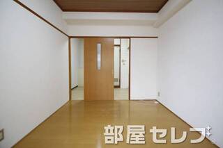 違う角度からの居室。