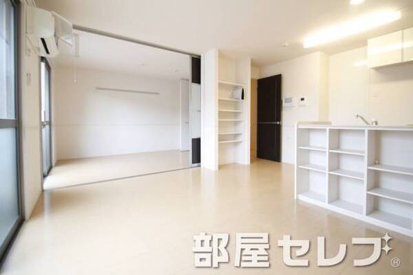 広々としたリビング。