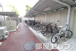 自転車置場。