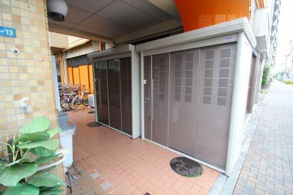 ゴミ捨て場