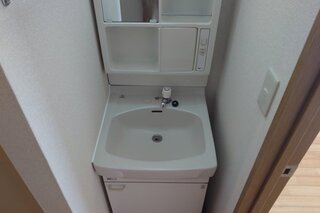 嬉しい独立洗面台。