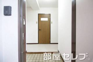 玄関口。
