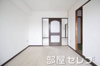 南側居室。