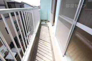 ※302号室内装写真参照