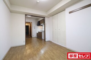 仕切りを開ければ開放感があります