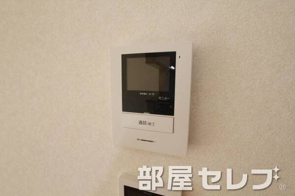モニターホンで安心ですね。