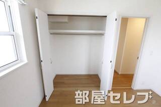 クローゼットも充分の広さ