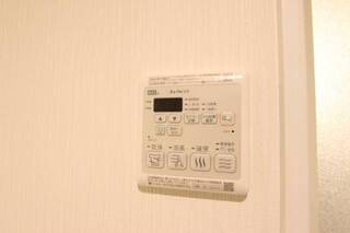 いそがしい方に便利な独立洗面台です