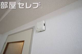 チャイム。他号室の写真です。