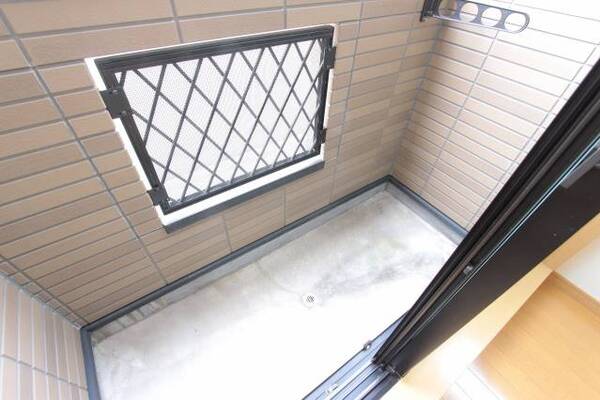コンパクトサイズですが洗濯物もしっかり乾きそう