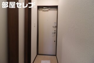 ※302号室内装写真参照