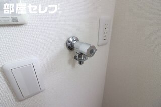 ※302号室内装写真参照
