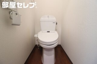 ※302号室内装写真参照