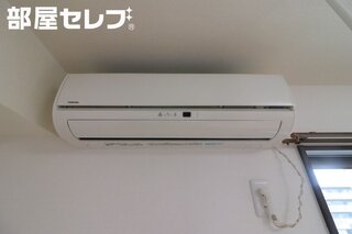 ※302号室内装写真参照