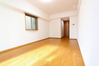 奥行きのあるお部屋です。