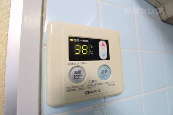 ※302号室内装写真参照
