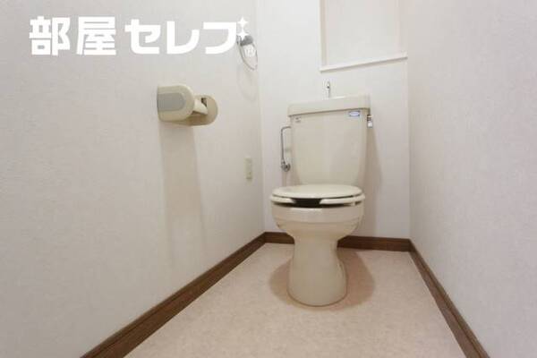 清潔感のあるトイレ。