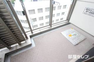 バルコニーも広々
