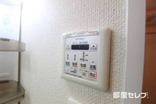 浴室乾燥機も付いています