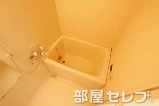 追い焚き機能付きバスルーム　