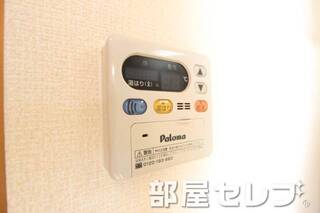 らくらく給湯パネルです。
