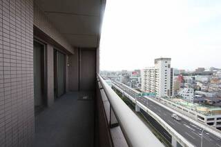 見晴らしの良いバルコニー