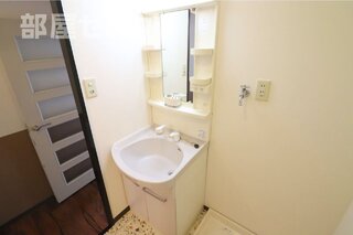 洗面所でございます