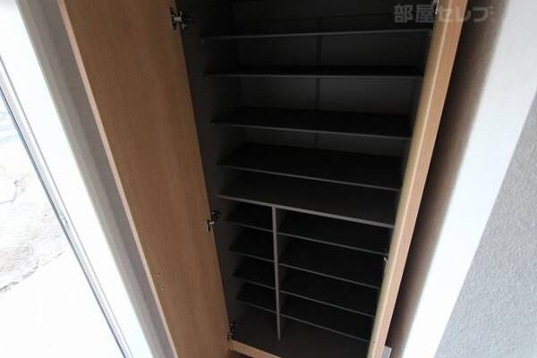 靴がたくさん入ります。