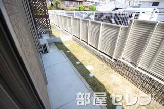 専用庭があって広いですよ。