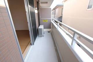 ※203号室の写真を流用しています。