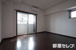 明るいお部屋ですね