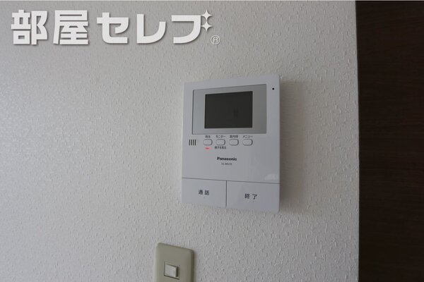 給湯パネルがあると便利ですよね。206号室の写真です。